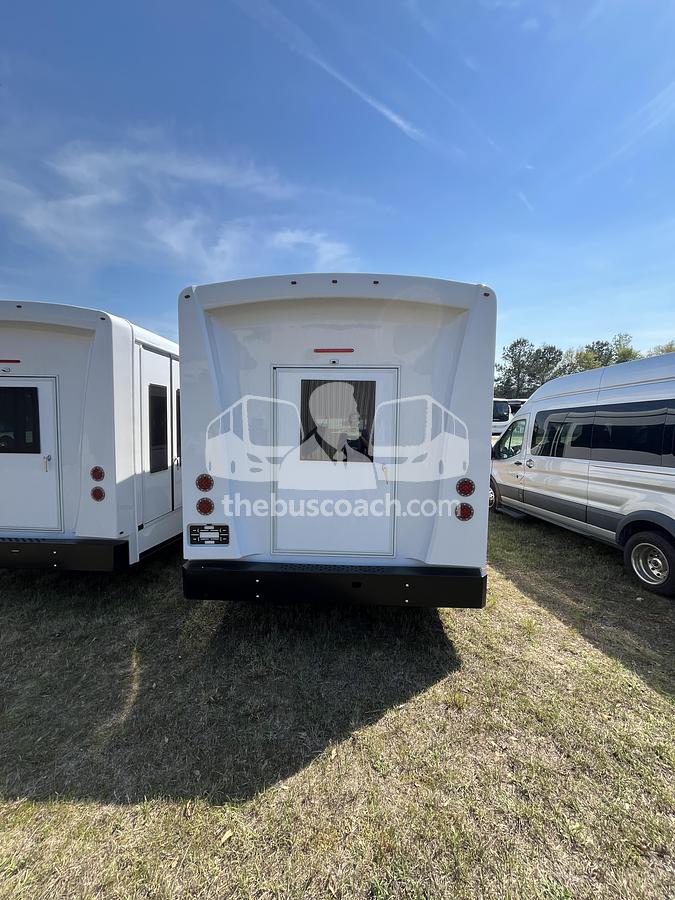2026 FORD E450