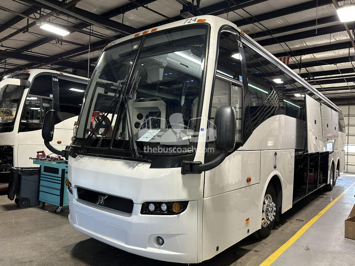 Used 2019 VOLVO 9700 ADA