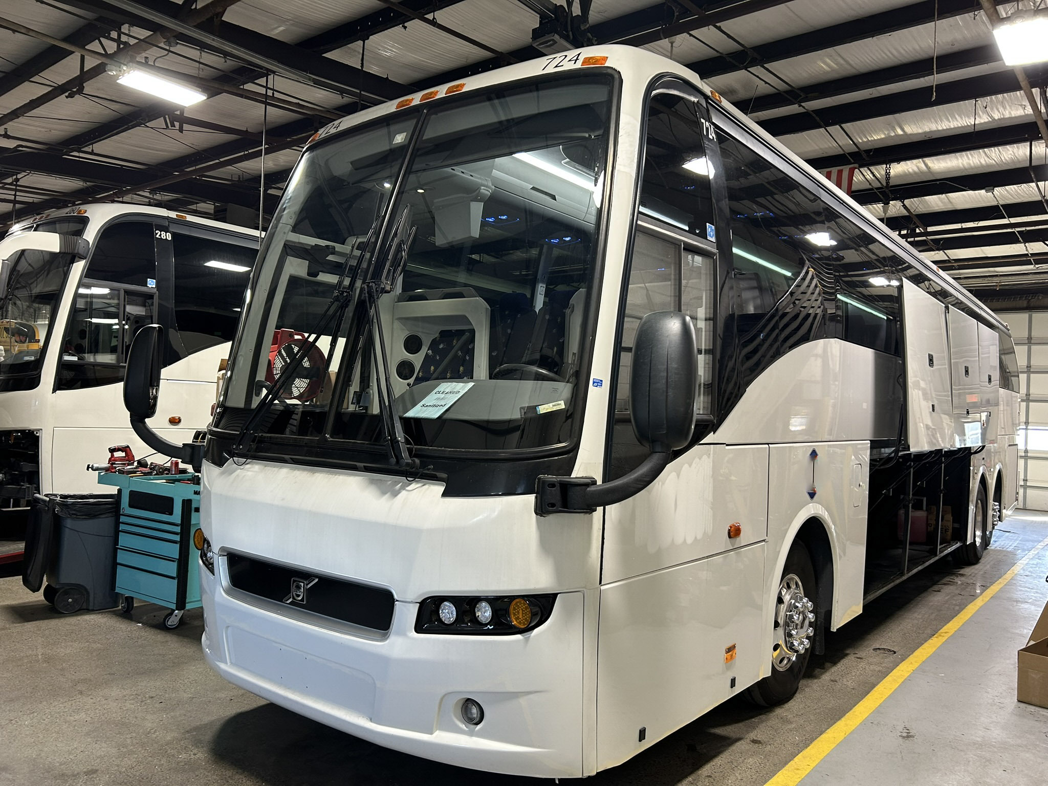 Used 2019 VOLVO 9700 ADA