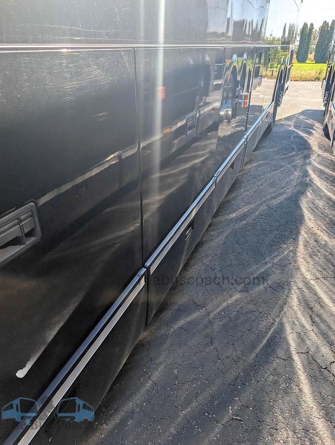Used 2019 PREVOST H3-45