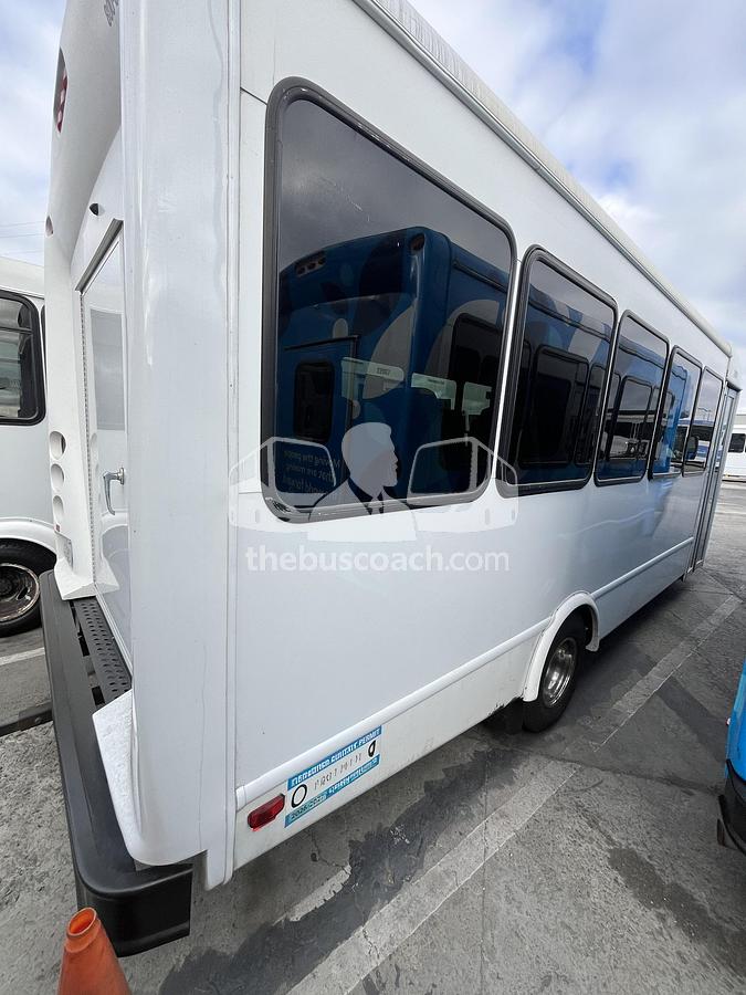Used 2013 Starcraft