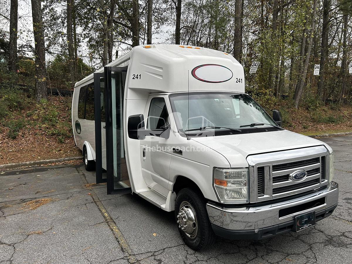 Used 2016 GOSHEN GC II