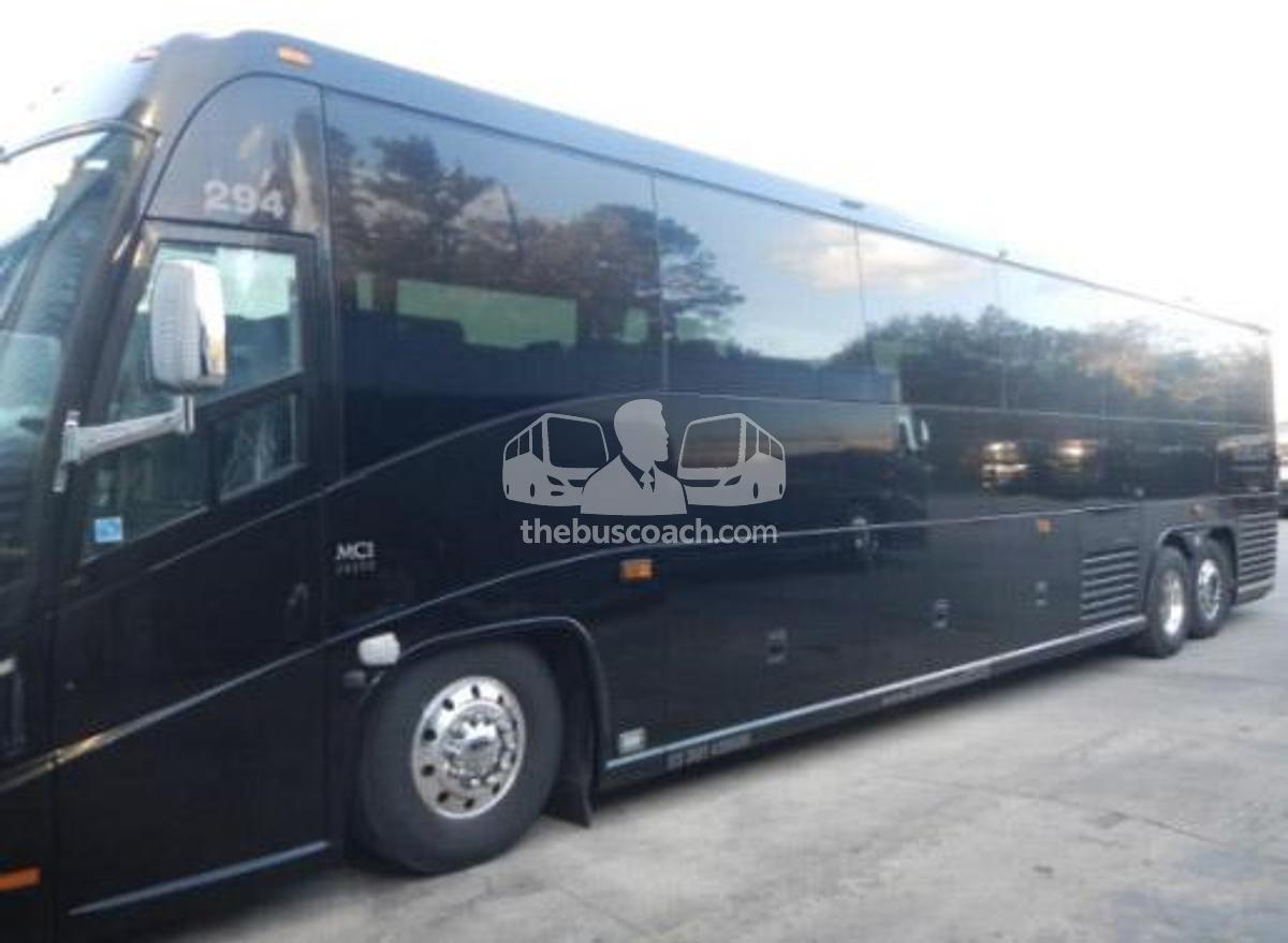 Used 2020 MCI J4500