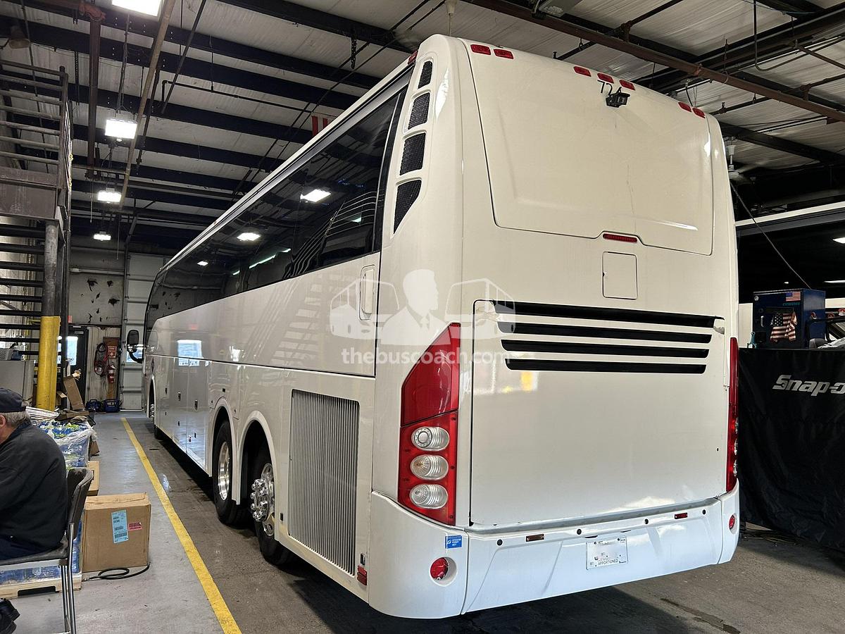 Used 2019 VOLVO 9700 ADA