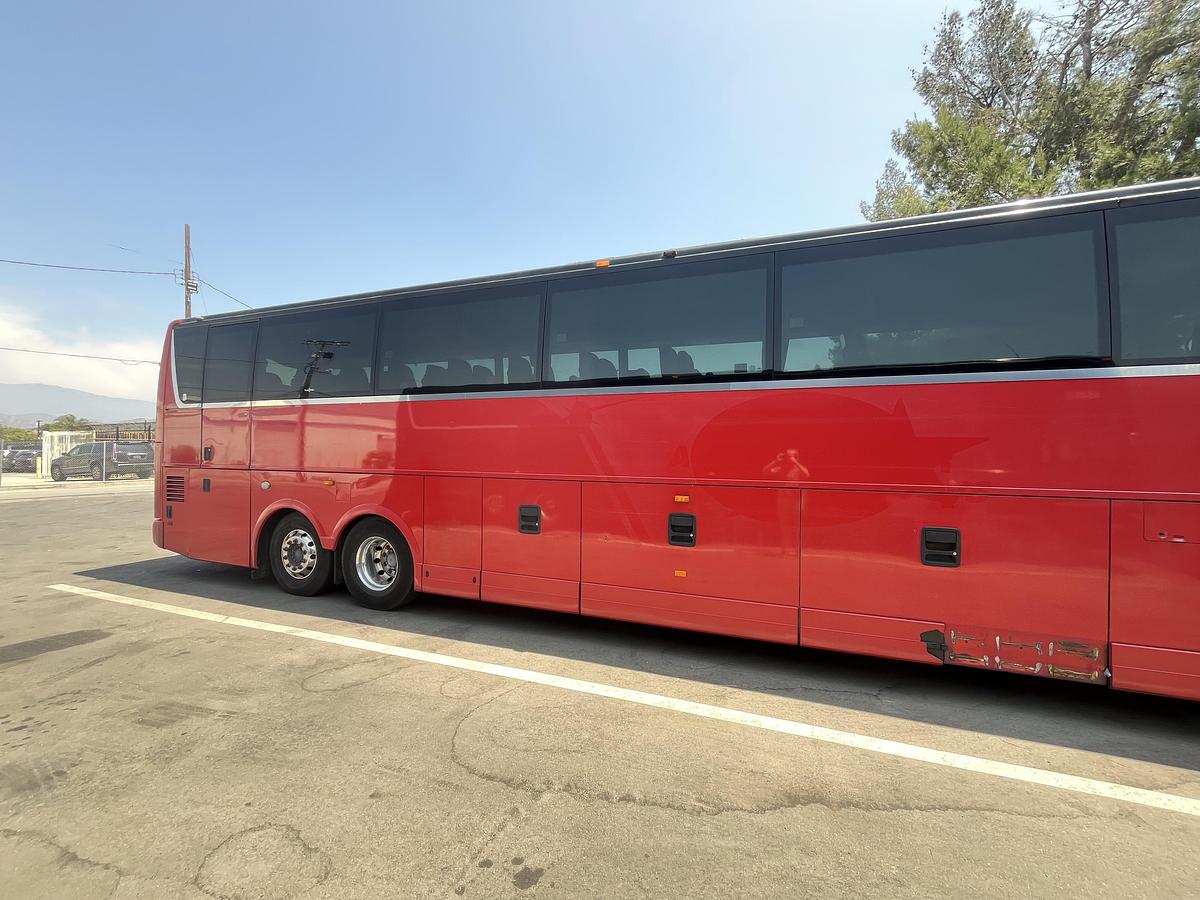 Used 2014 VAN HOOL TX45