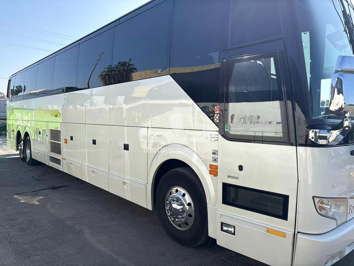 Used 2017 PREVOST H3-45