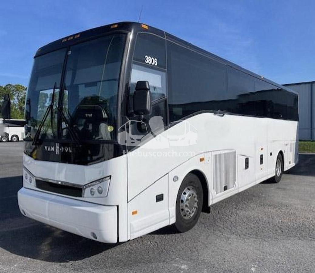Used 2025 VAN HOOL CX45 ADA