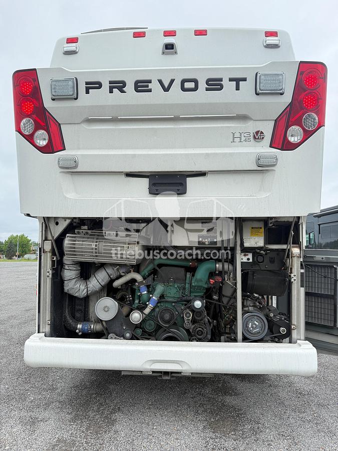 Used PREVOST H3-45 Command Center