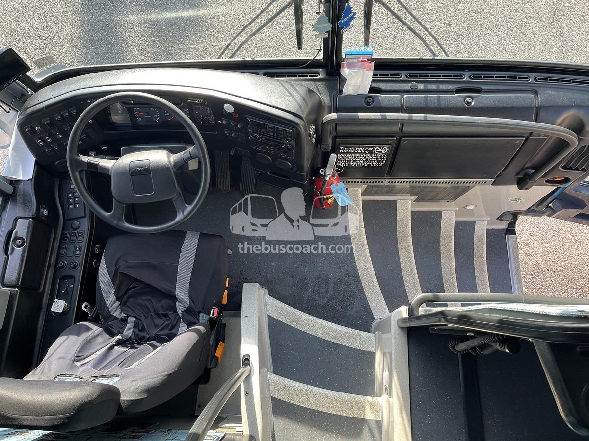 Used 2006 PREVOST H3-45 ADA