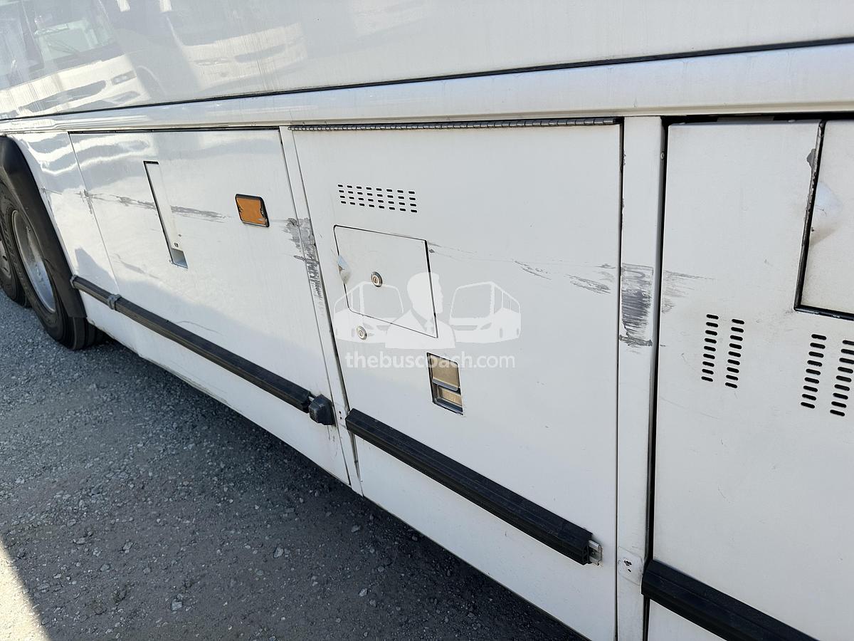 Used 2003 MCI D4500