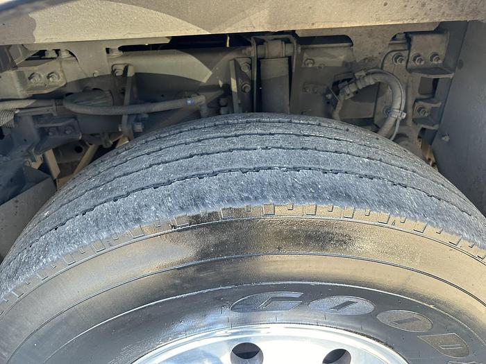 Used 2018 VOLVO 9700