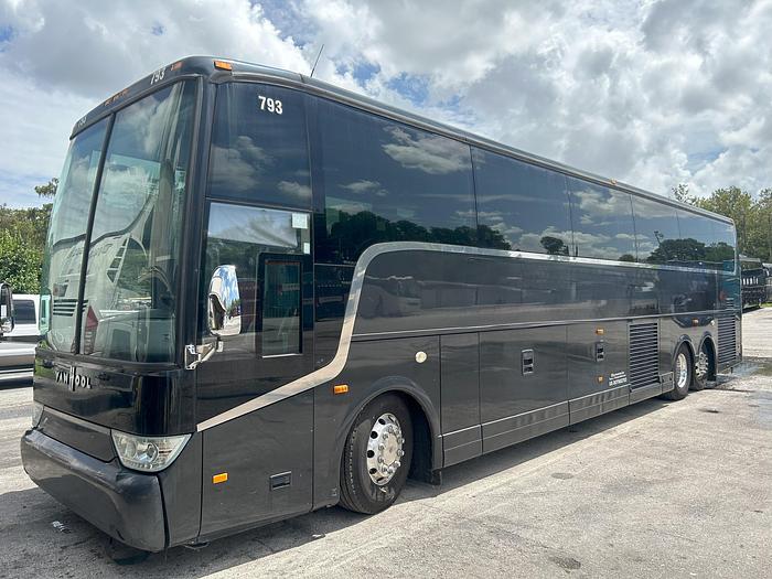 Used 2015 VAN HOOL TX45