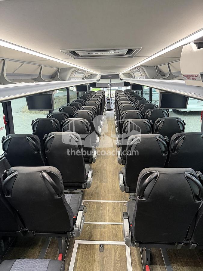 Used 2019 VAN HOOL CX45