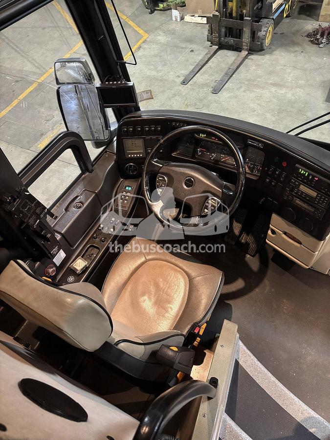 Used 2008 PREVOST H3-45