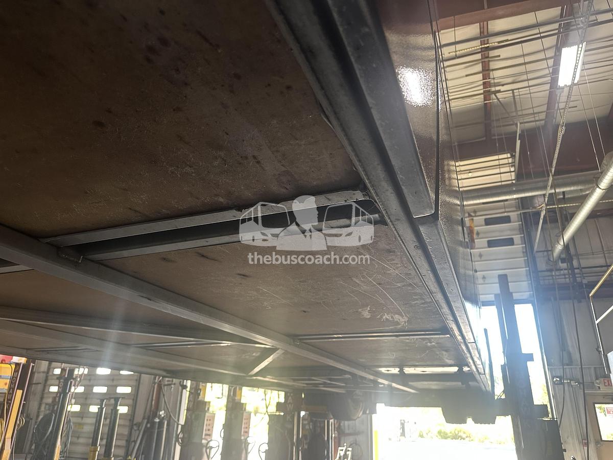 Used 2006 PREVOST H3-45