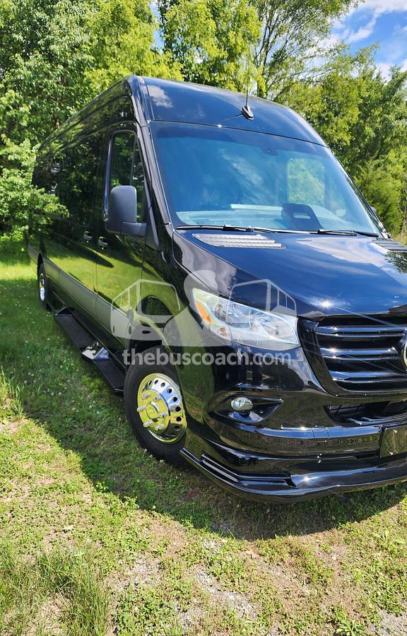 2026 Mercedes Benz 3500 Ext Family