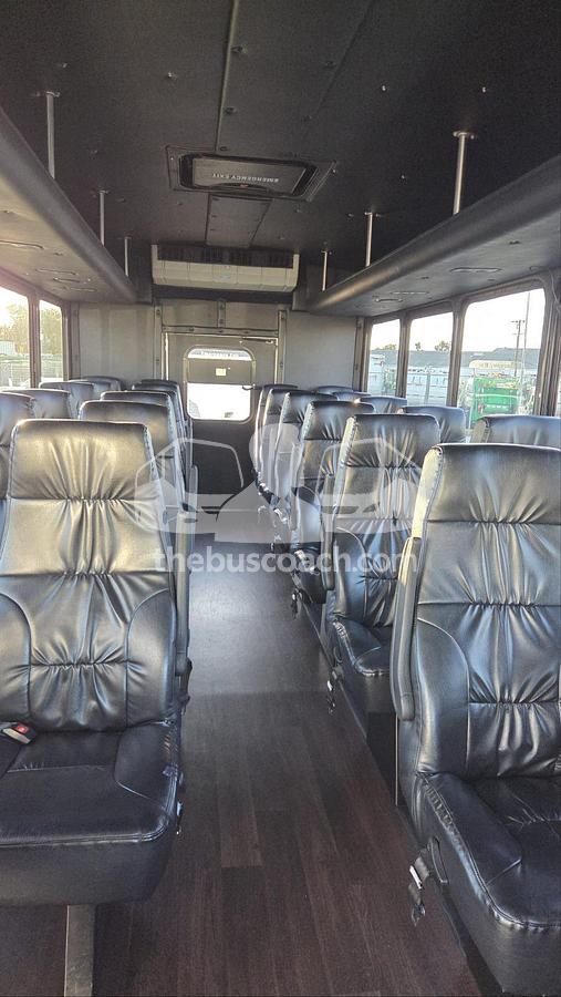 Used 2016  Starcraft