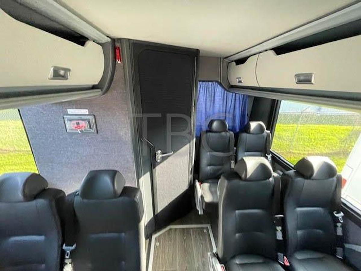 Used 2025 VAN HOOL CX35