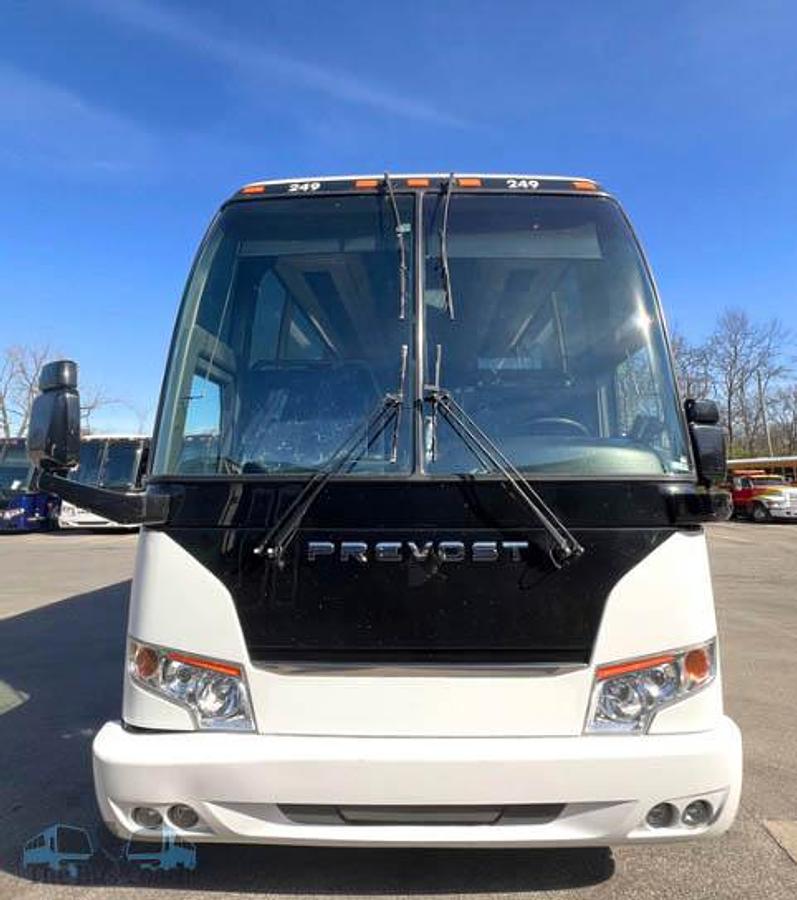 Used 2015 PREVOST H3-45