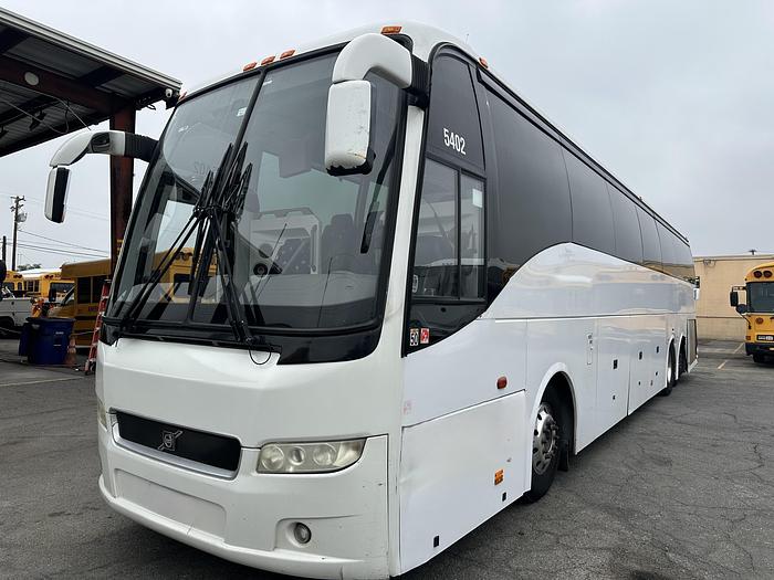 Used 2017 VOLVO 9700