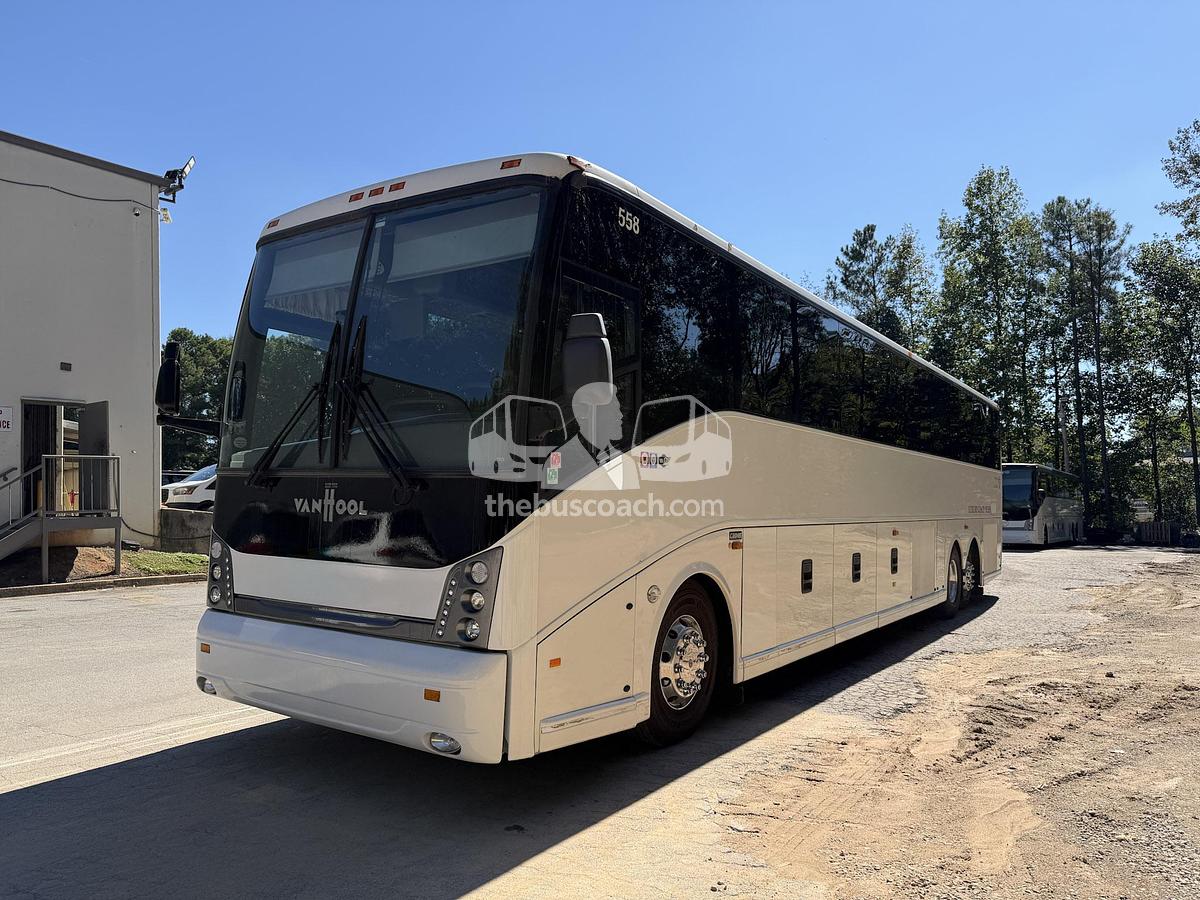 Used 2008 VAN HOOL C2045
