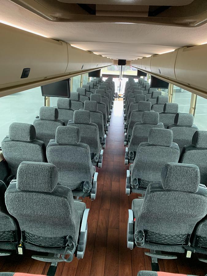 Used 2015 PREVOST H3-45