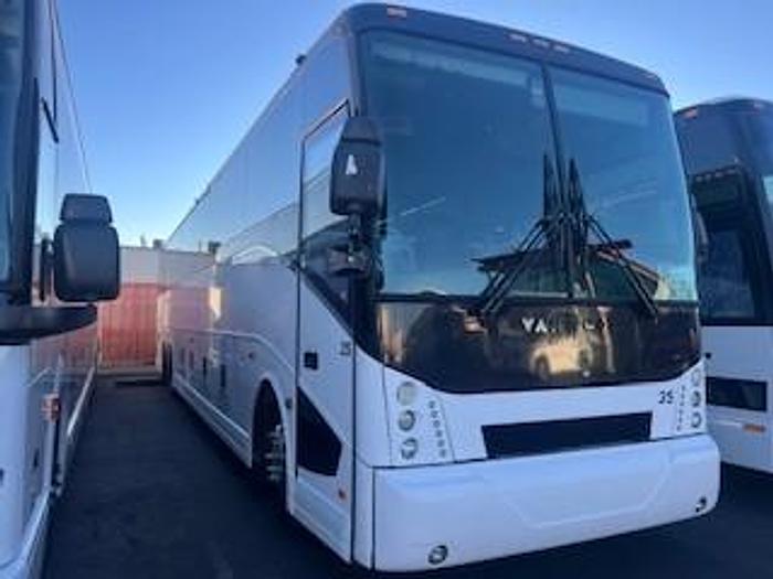 Used 2017 VAN HOOL CX45