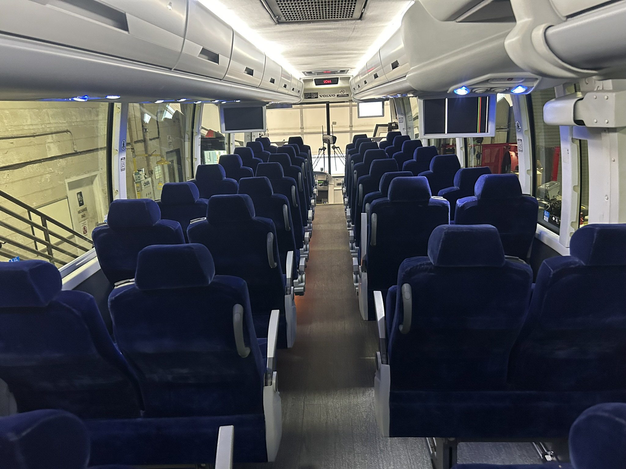 Used 2019 VOLVO 9700 ADA