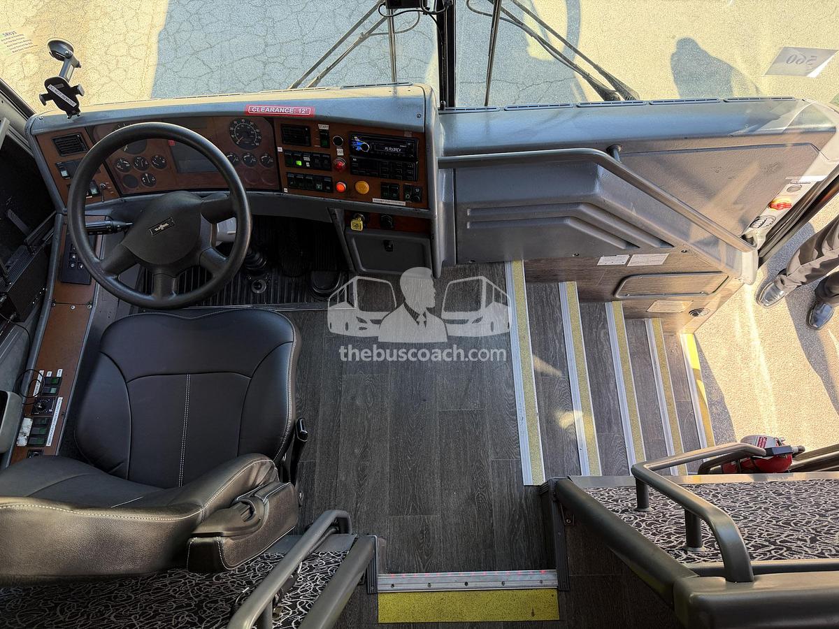 Used 2001 VAN HOOL C2045