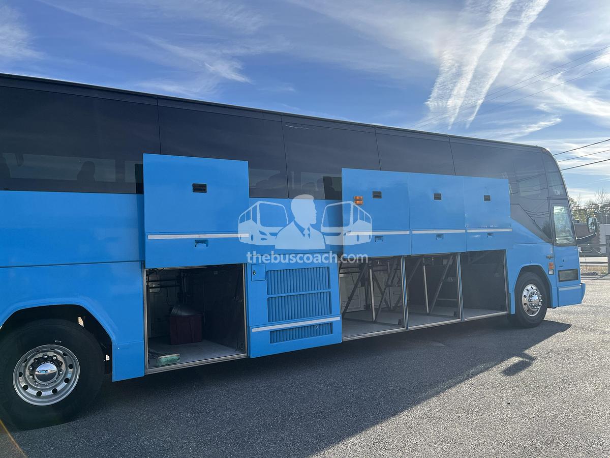 Used 2006 PREVOST H3-45 ADA