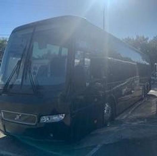 Used 2019 VOLVO 9700