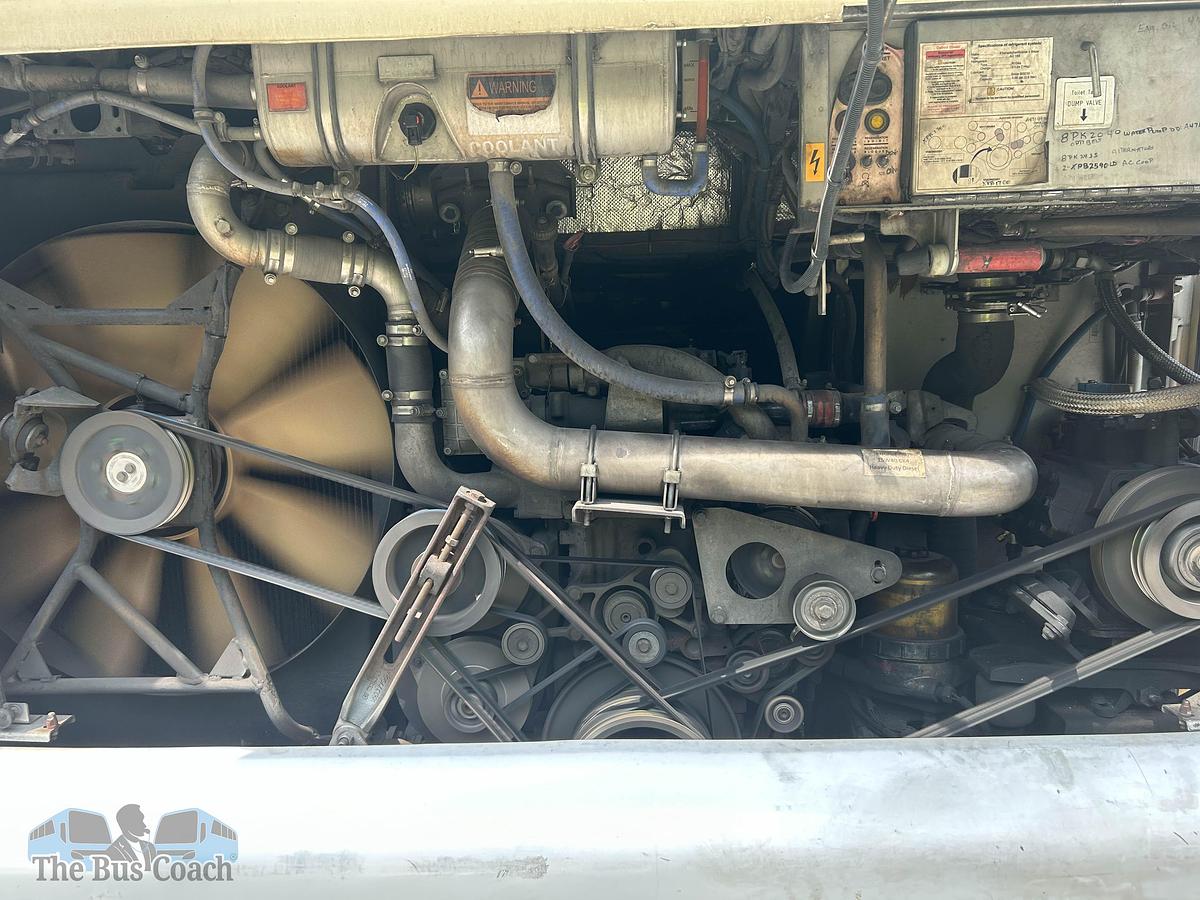 Used 2015 VAN HOOL TX45