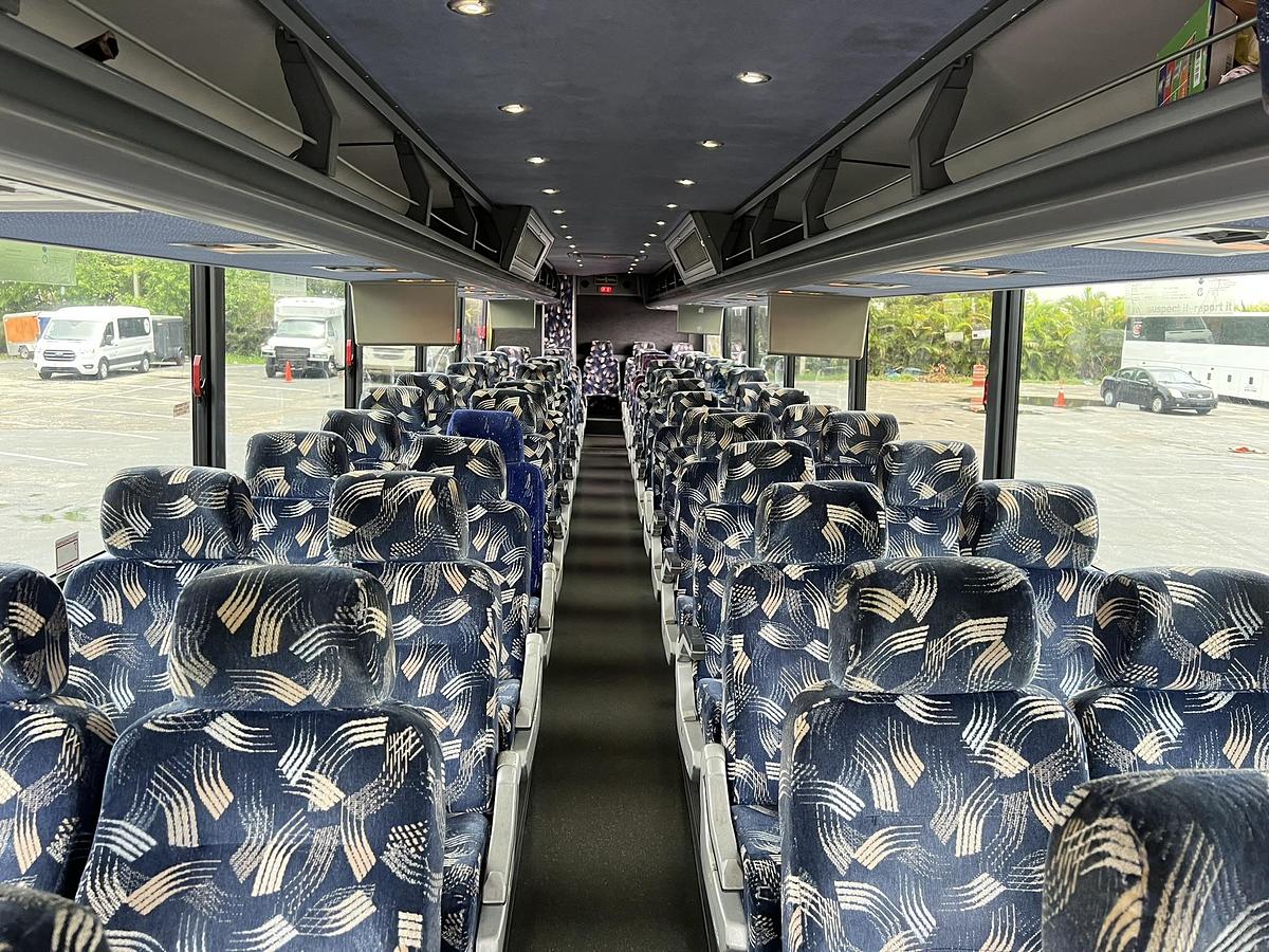 Used 2006 VAN HOOL C2045