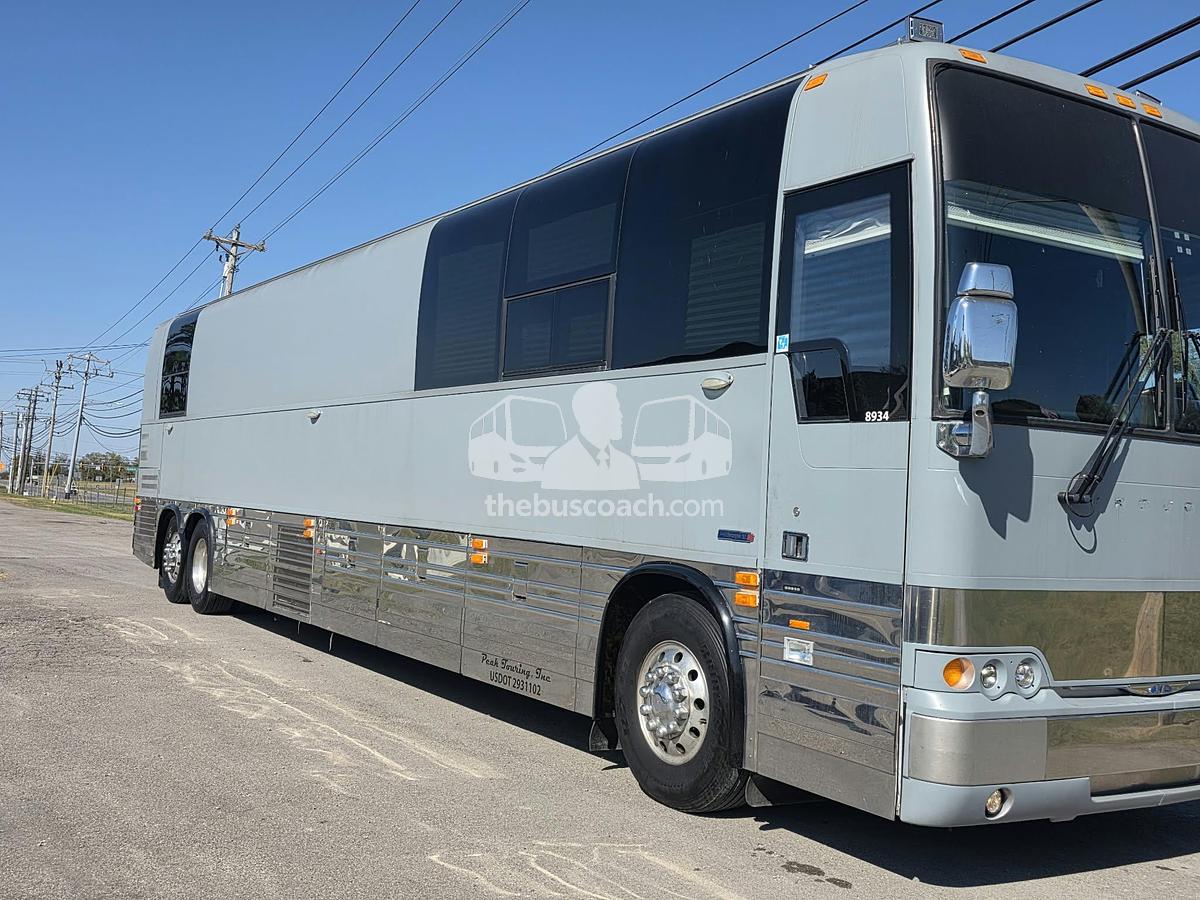 Used PREVOST XL2 ENTERTAINER