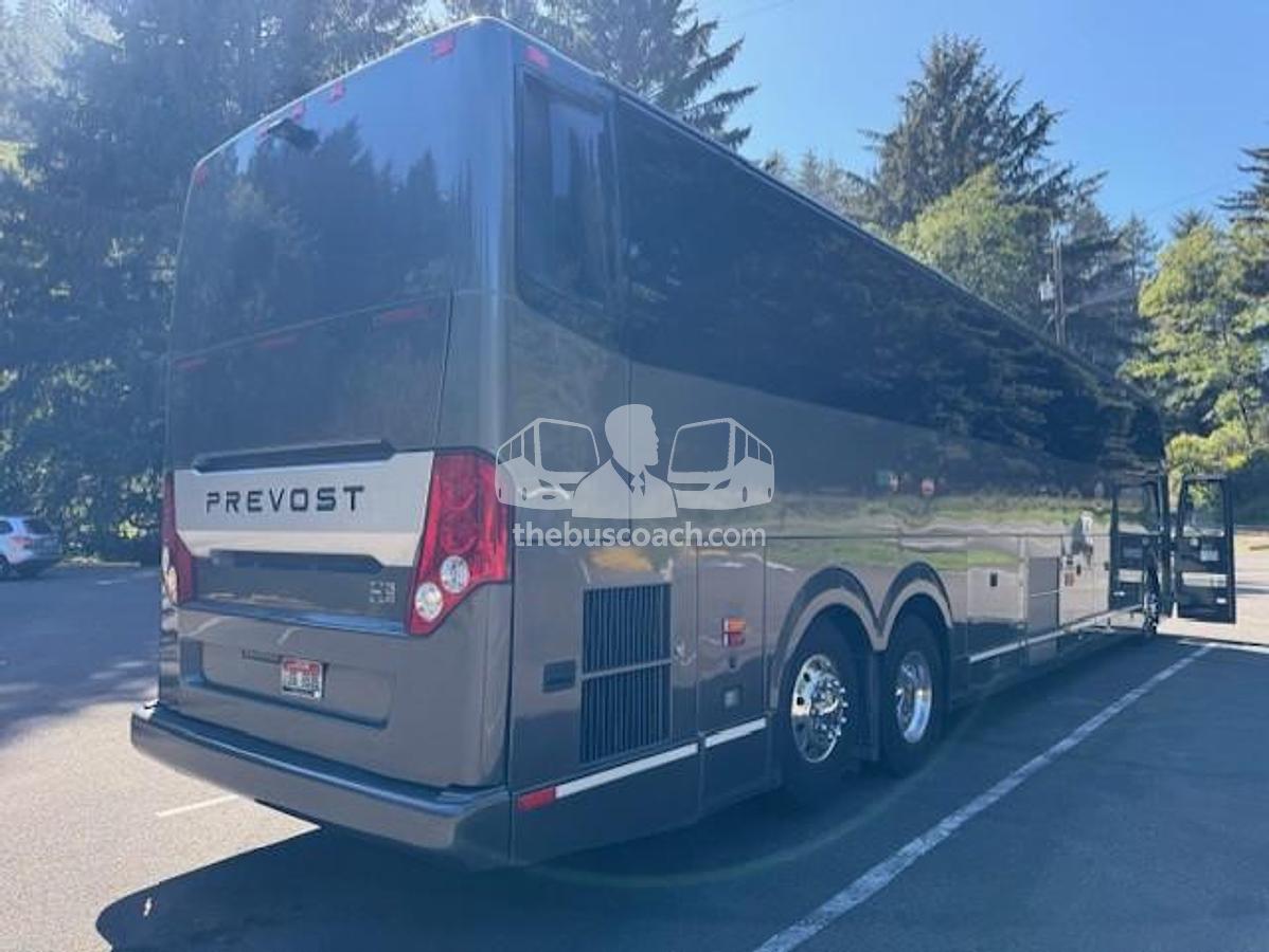 Used 2018 PREVOST H3-45