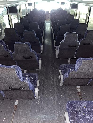 Used 2007 MCI D4505