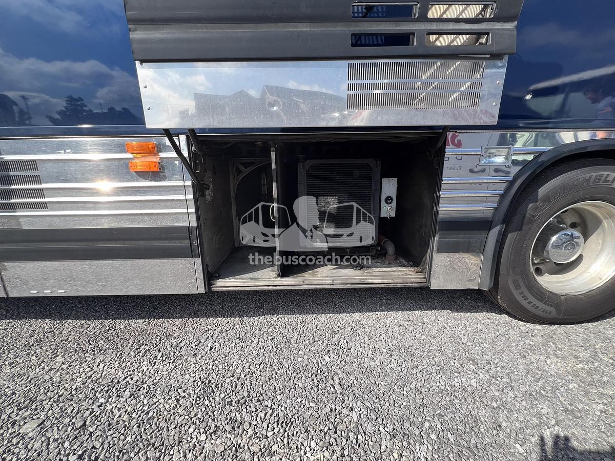 Used 2006 PREVOST XLII Entertainer Willie