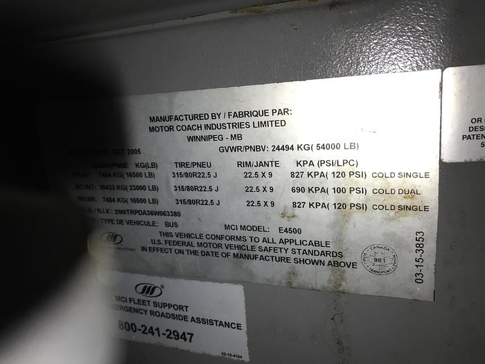 Used 2006 MCI E4500 Conv