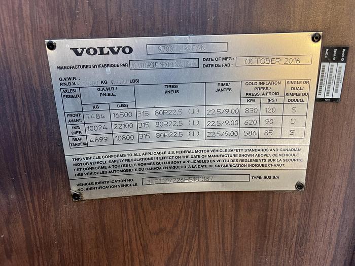 Used 2017 VOLVO 9700