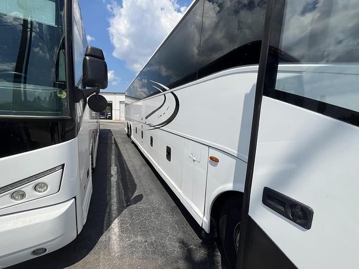 Used 2011 Van Hool CX 45