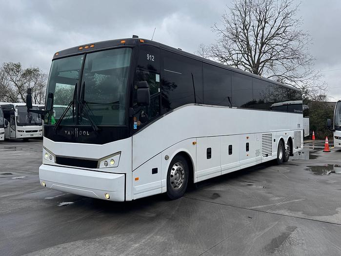 Used 2018 VAN HOOL CX45 ADA