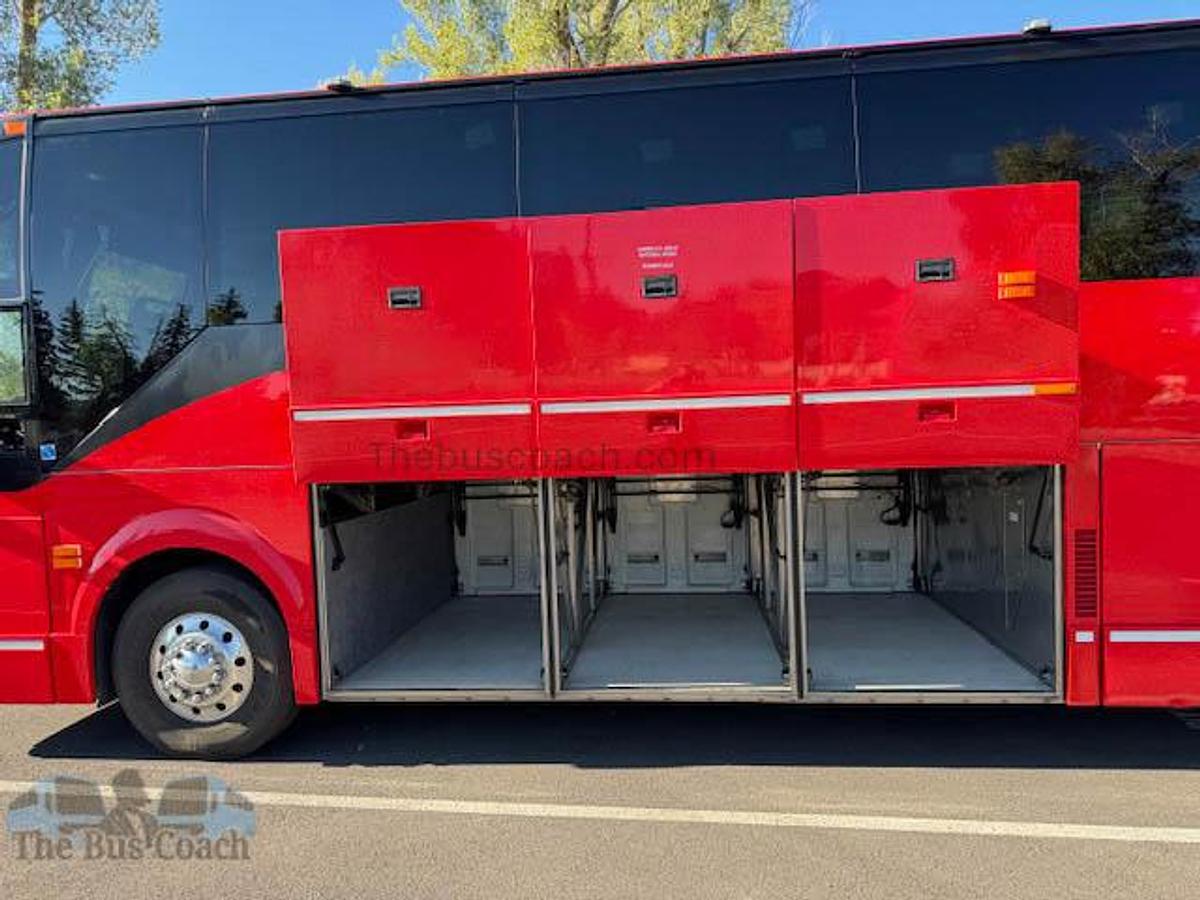 Used 2019 PREVOST H3-45