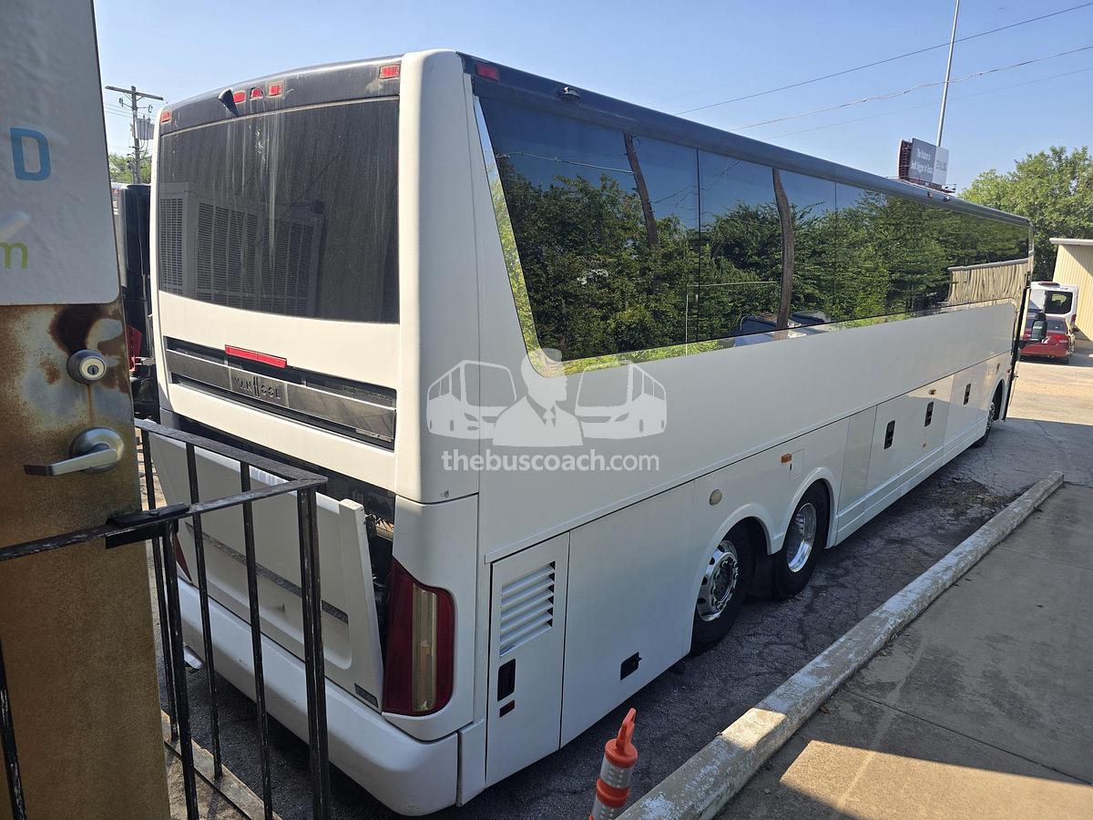Used 2015 VAN HOOL TX45