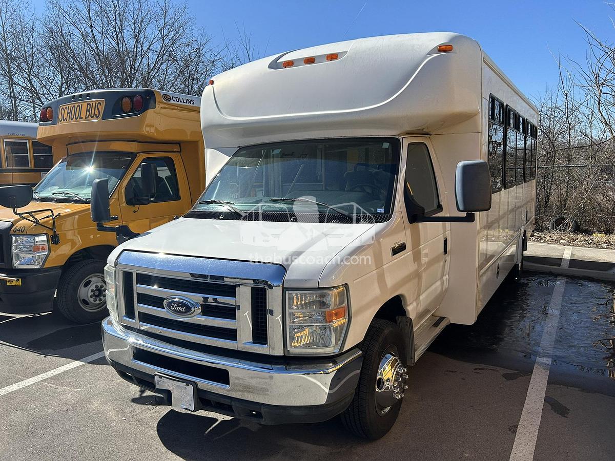 Used 2014 FORD E-450