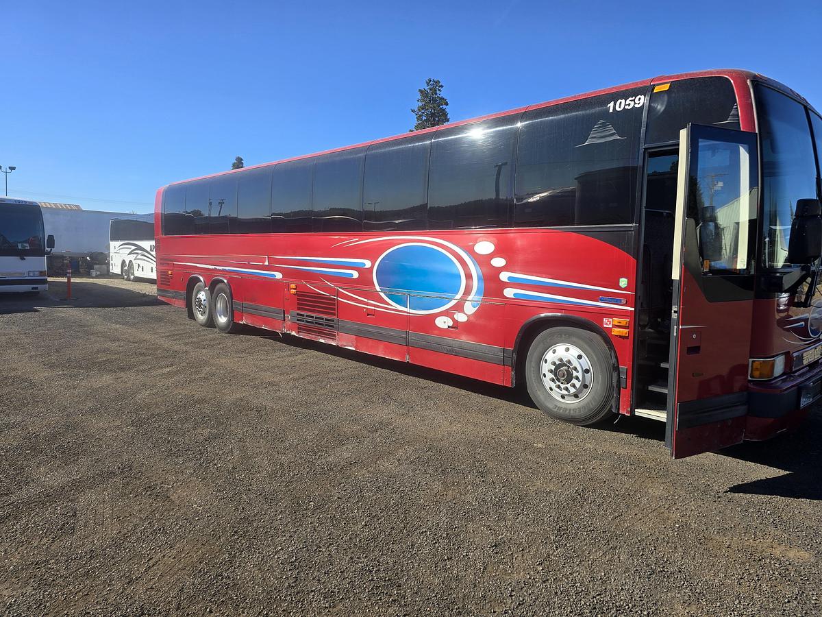 Used 2001 PREVOST XLII