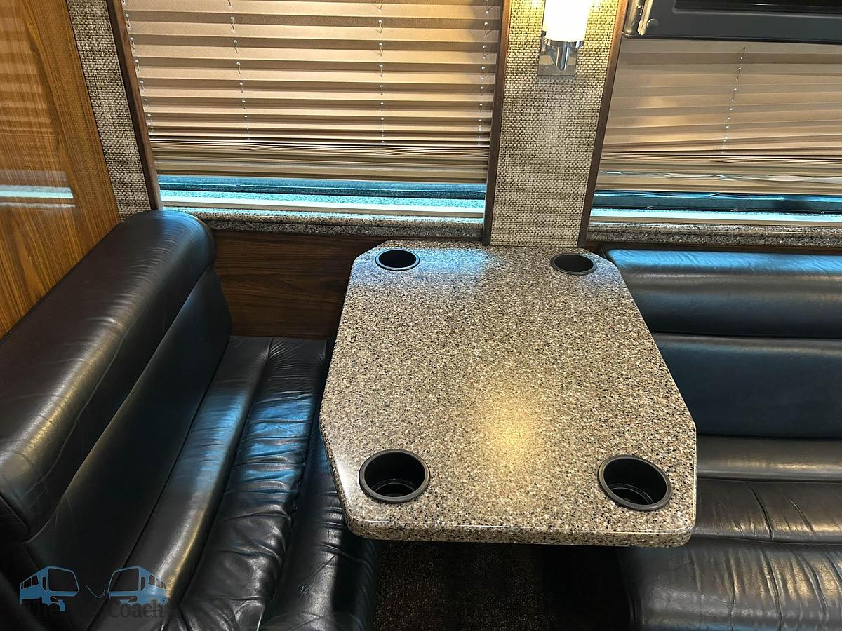 Used 2008 PREVOST XLII