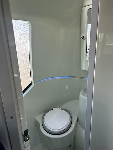 Used 2017 VOLVO 9700