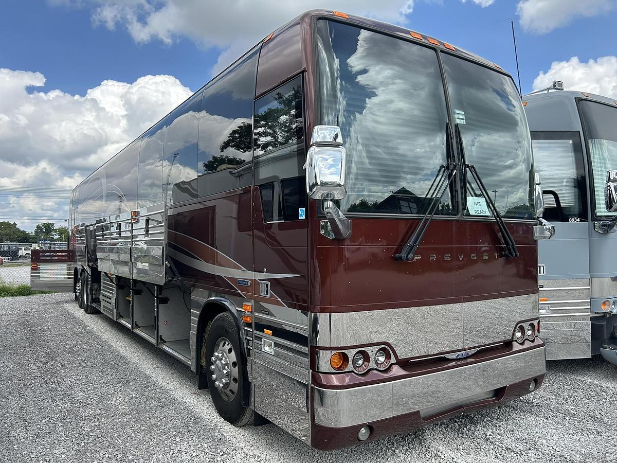 Used 2008 PREVOST XLII