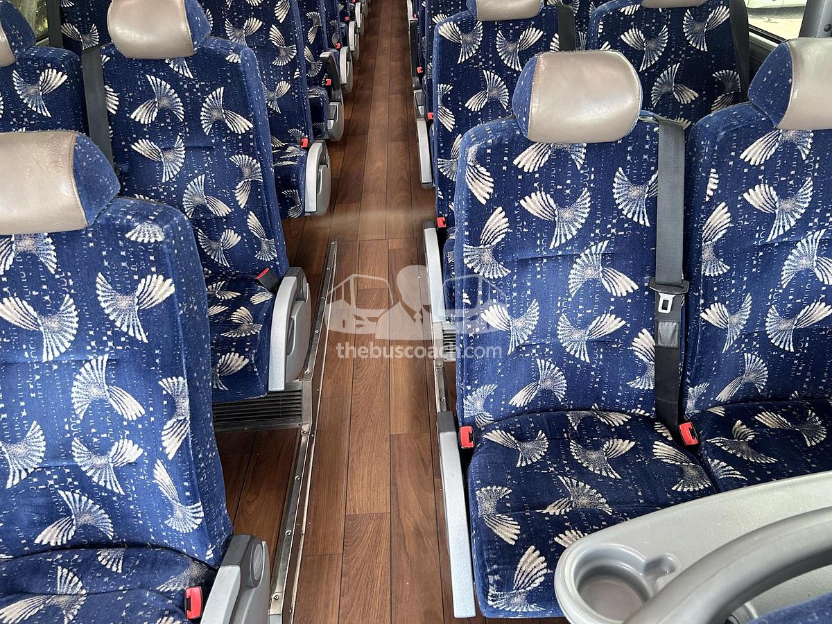 Used 2016 MCI J4500