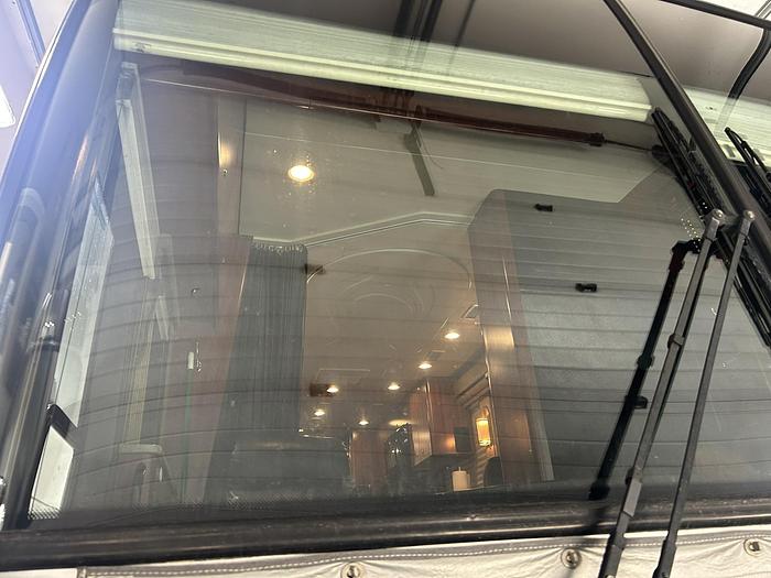 Used 2005 PREVOST XL2 Entertainer